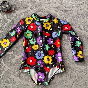 H&M Kids Floral front zip Rashguard - Black with Multicolor Flowers Sz 5T/6